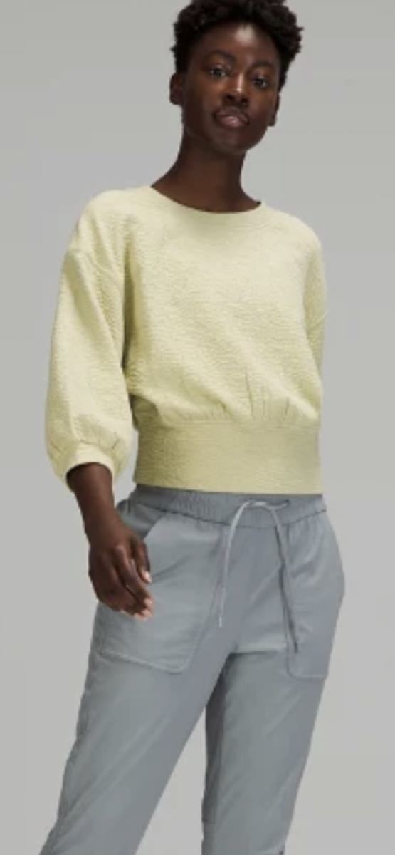 最大15%OFFクーポン ルルレモン Lululemon 新品 プルオーバー トップス