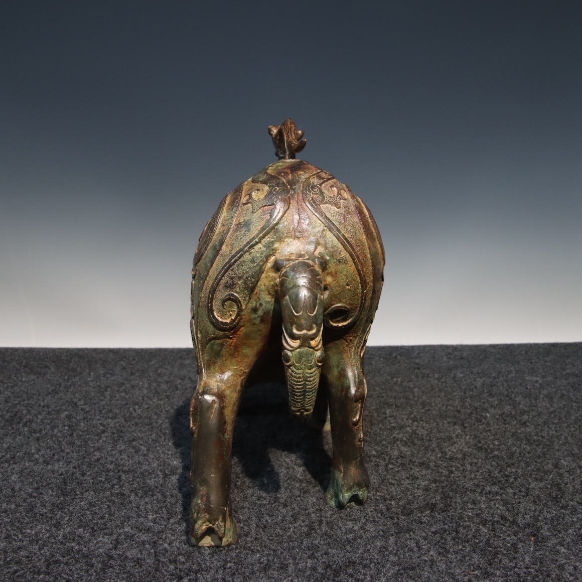 聚寳齋*青銅製 青銅器*鳳鳥銘文豬尊】置物 賞物 中国古美術 收藏 聚寳齋*青銅製 青銅器*鳳鳥銘文豬尊】置物 賞物 中国古美術 收藏