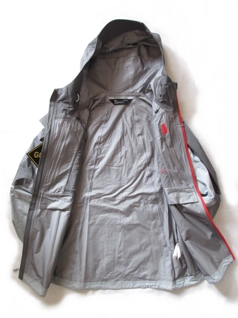 新品 定価40,700円 アンダーアーマー 防水 GORE-TEX ジャケット メンズ