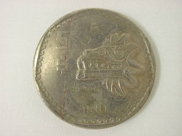 メキシコ合衆国 5ペソ 硬貨・コイン　24_画像1