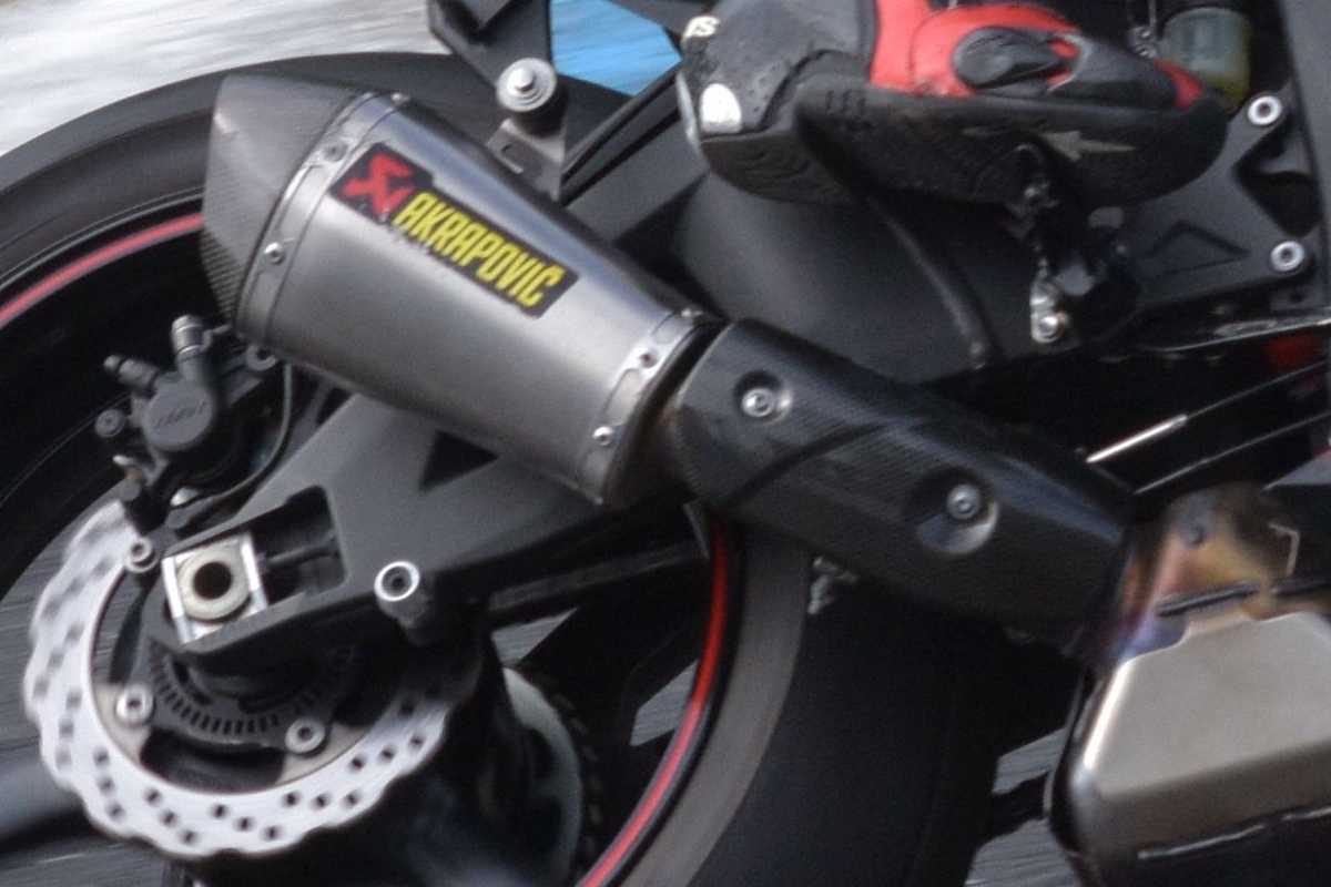 カワサキ ZX-10R アクラポビッチ リンクパイプ マフラー Akrapovic