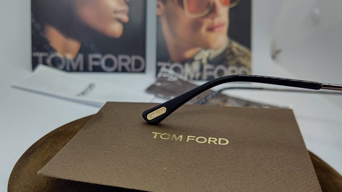 トムフォード 眼鏡 ブルーライトカットレンズ仕様 送料無料 税込 新品 アジアンモデル TF5554-F-B 001 ラウンド型_画像7