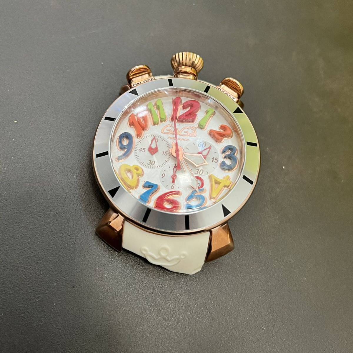 ガガミラノ BREVETTATO MM48 C1611 クロノグラフ 白文字盤 腕時計