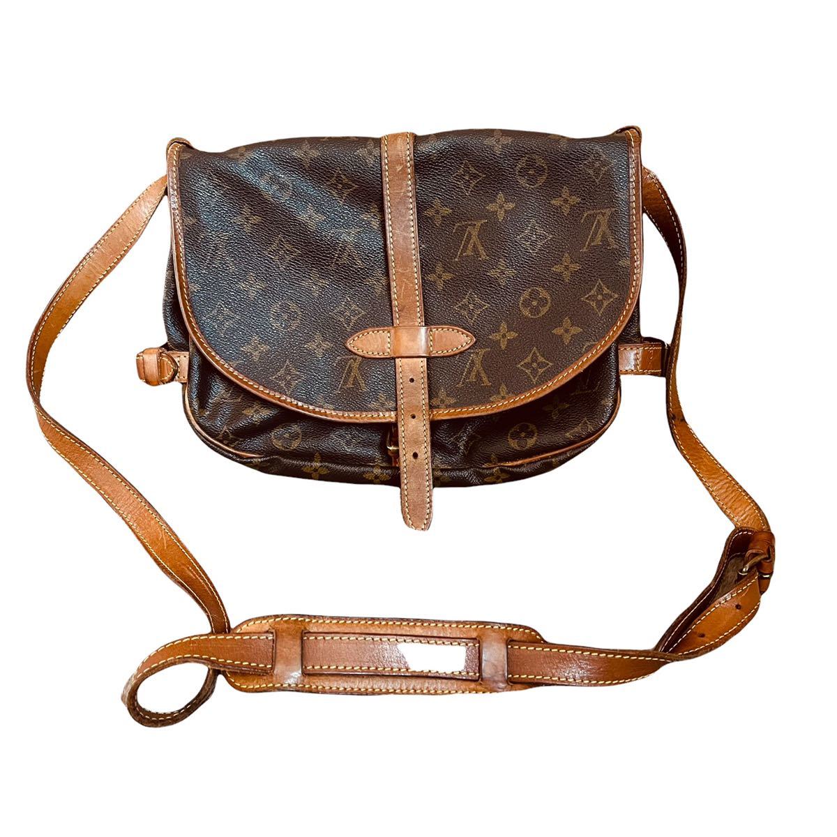 LOUIS VUITTON ルイヴィトン ソミュール ARショルダーバッグ