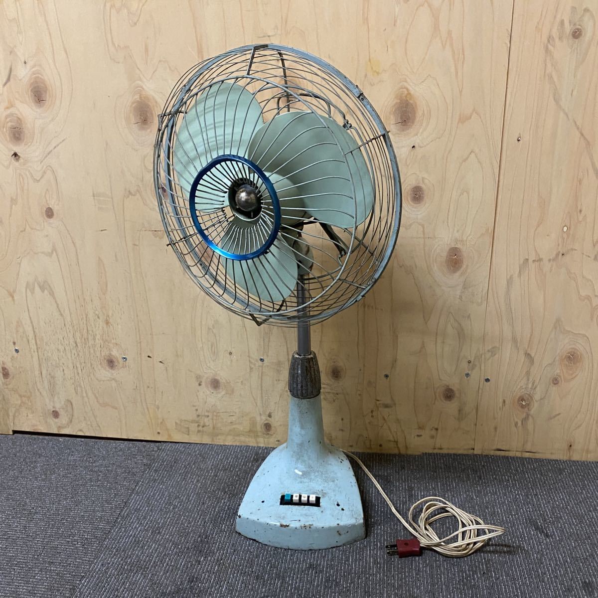 日立 HITACHI A.C. 30cm DESK FAN グリーン 扇風機 3枚羽根 ファン 昭和 レトロ ビンテージ アンティーク 動作確認済み_画像3