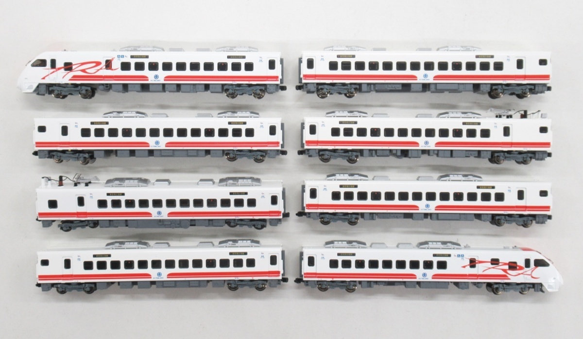 三鶯重工 TW10-002+003 台湾鐵路 TEMU2000 プユマ号 普悠瑪號 三鶯重工 TW10-002+003 台湾鐵路 TEMU2000 プユマ号 普悠瑪號