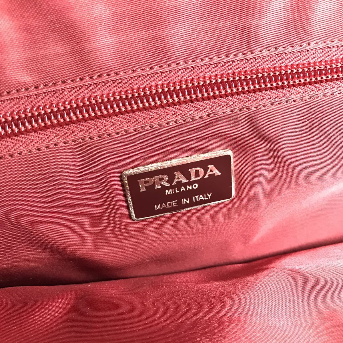 【プラダ】本物 PRADA ビジネスバッグ 三角ロゴプレート 赤 トートバッグ ハンドバッグ 書類かばん ナイロン メンズ レディース イタリア製_画像10