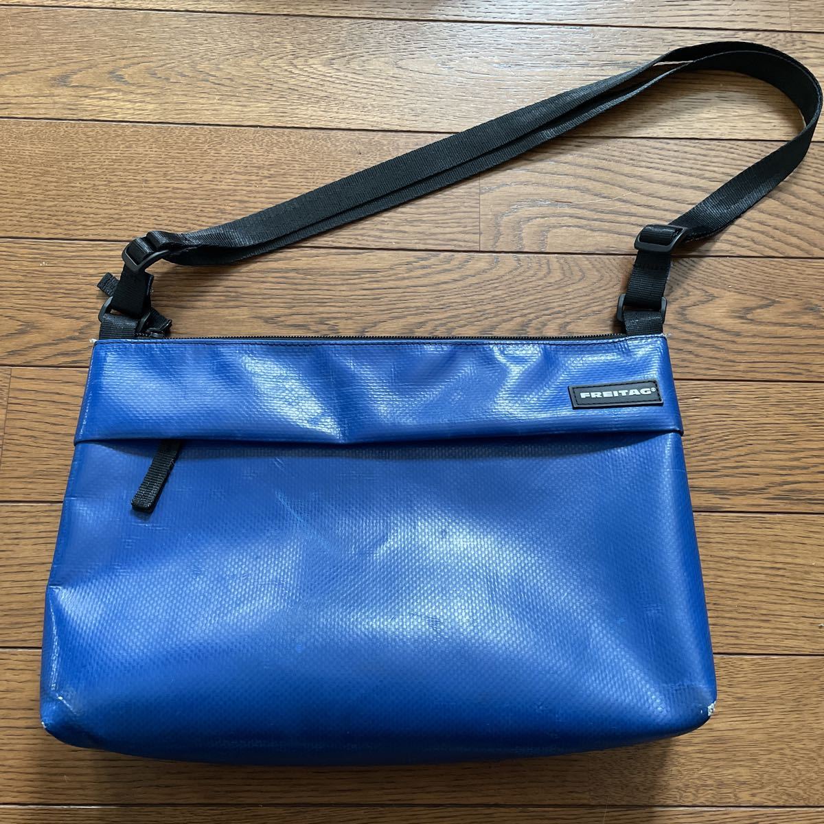 Yahoo!オークション - FREITAG F553 LOU フライターグ Yahoo!オークション - FREITAG F553 LOU フライターグ