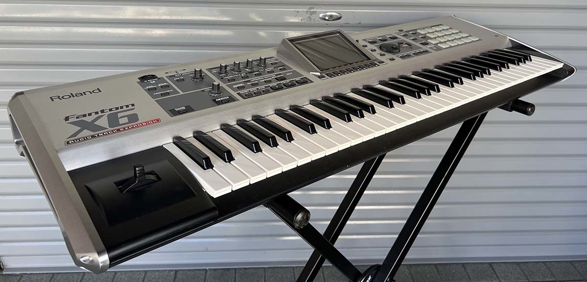 ○ Roland FANTOM-X6 シンセサイザー 61鍵盤 Synthesizer ○ Roland FANTOM-X6 シンセサイザー 61鍵盤 Synthesizer