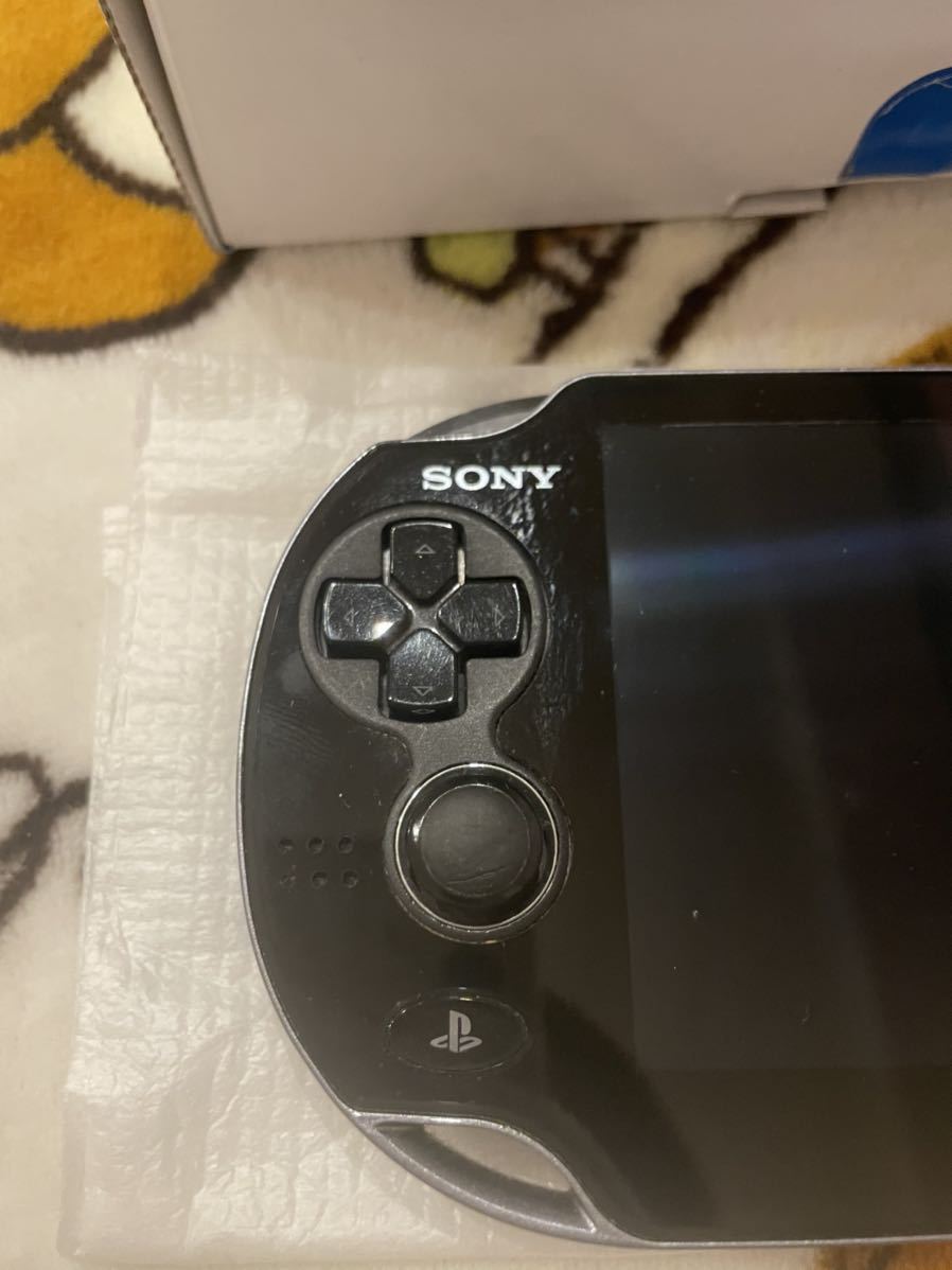 1円~完動品 画面無傷 PlayStation Vita PCH-1100 3G/Wi-Fiモデル 限定