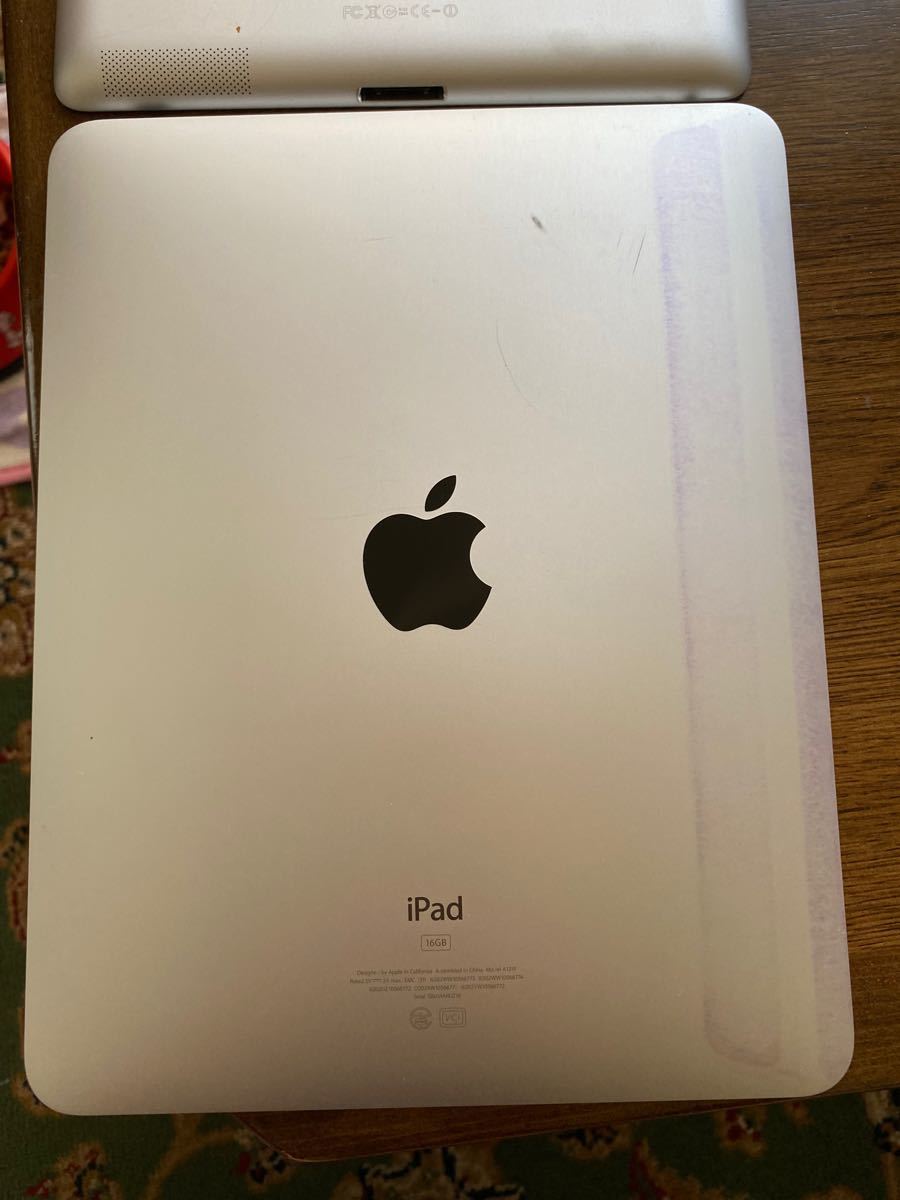 ジャンク品　iPad2台 壊れてます。Wi-Fi  Apple 