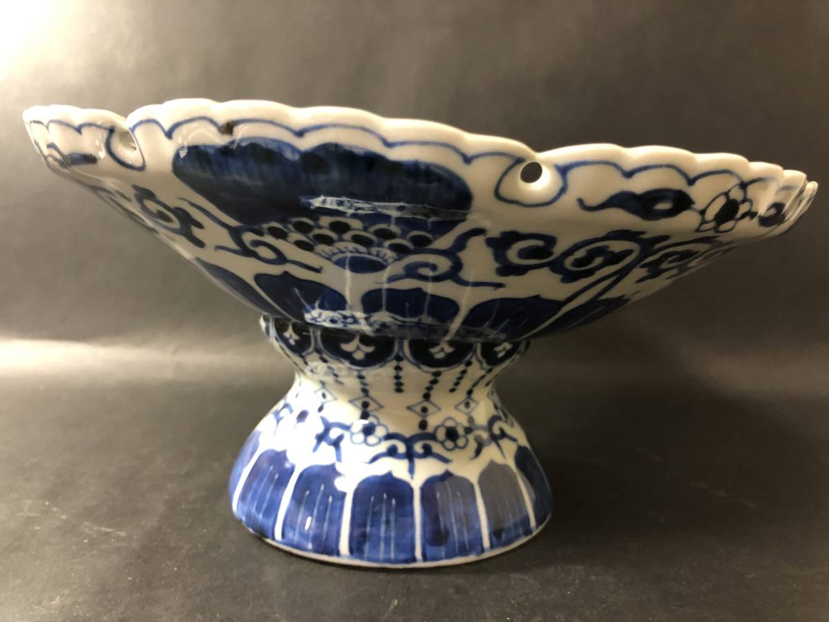  old Imari blue and white ceramics pcs pot snow wheel type lion . white pulling out flower writing sama out ... writing sama life antique antique miscellaneous goods table ko-tine-to