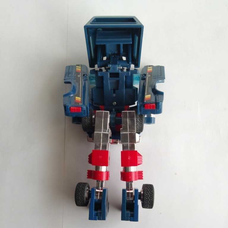 □約40年前 タカラ ダイアクロン カーロボット 4WD ハイラックス □約40年前 タカラ ダイアクロン カーロボット 4WD ハイラックス