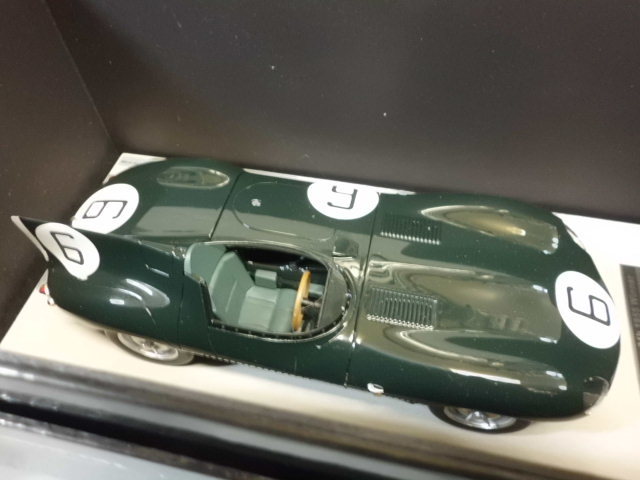 テクノモデル 1/18 ジャガー Dタイプ 1955 ルマン 24H 優勝車 #6 未