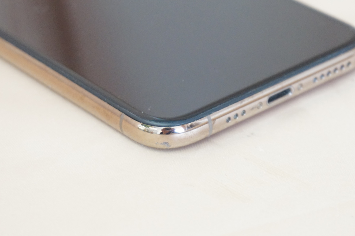 ☆ iPhone Xs Gold 256GB A2098 MTE22J/A バッテリ最大容量82% sim