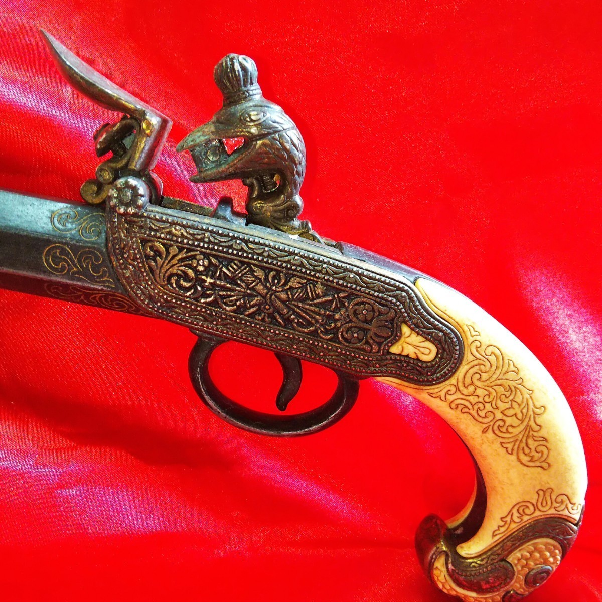 大航海時代のピストル 火縄銃 古式銃 火打石式 短筒 王冠の鷲 大航海時代のピストル 火縄銃 古式銃 火打石式 短筒 王冠の鷲