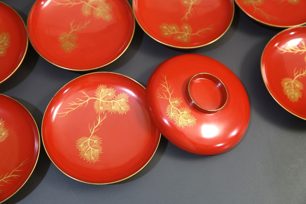 幕末~明治期 根引き松蒔絵 引き盃 20客 55 その他 - www 新作の予約販売も 薩摩焼 畦元紀秀作 色絵金彩 花文 盃 共箱 C 3818 陶芸