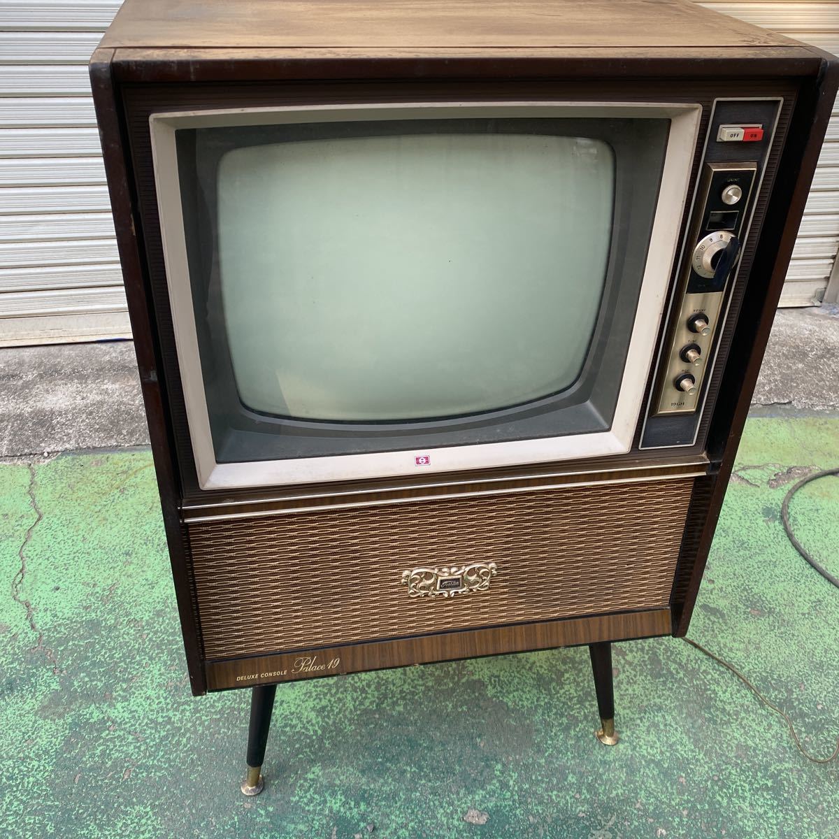 Yahoo!オークション - 昭和レトロ TOSHIBA/東芝 電子連動テレビ Yahoo!オークション - 昭和レトロ TOSHIBA/東芝 電子連動テレビ