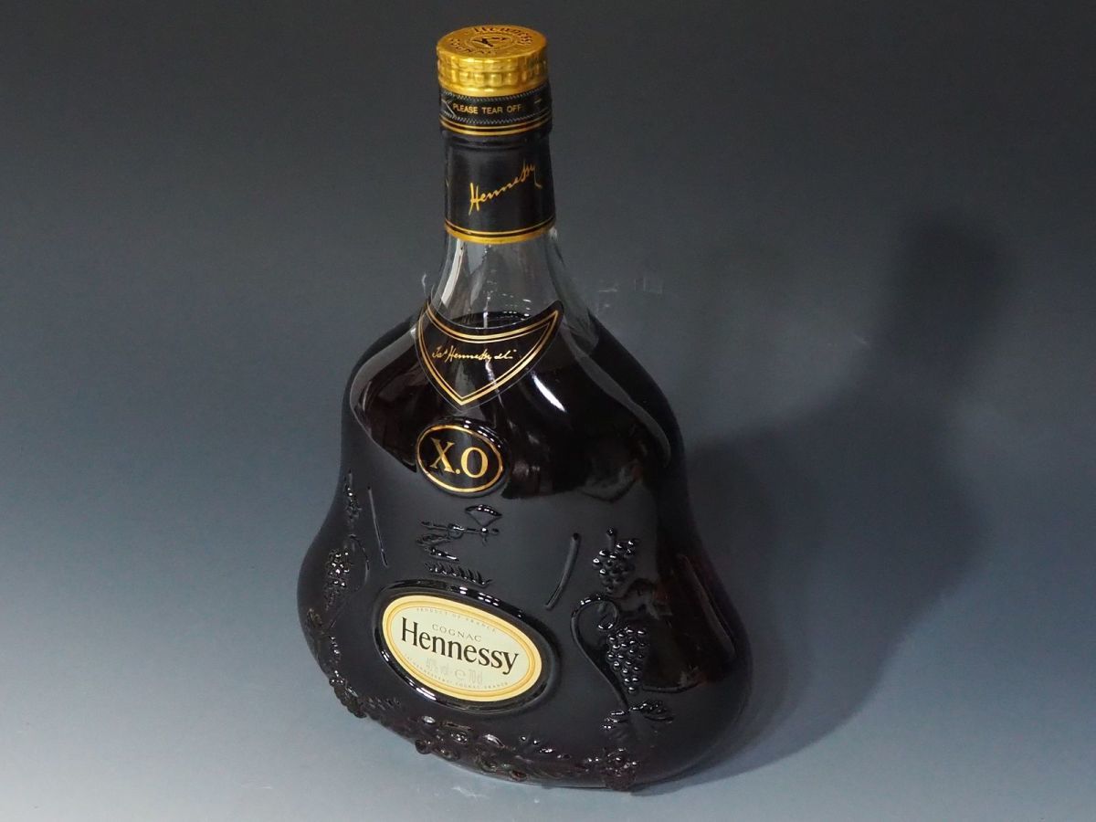 ヘネシー Hennessy XO 金キャップ 箱入り クリアボトル 700ml ブランデー コニャック 古酒 ヘネシーxo 