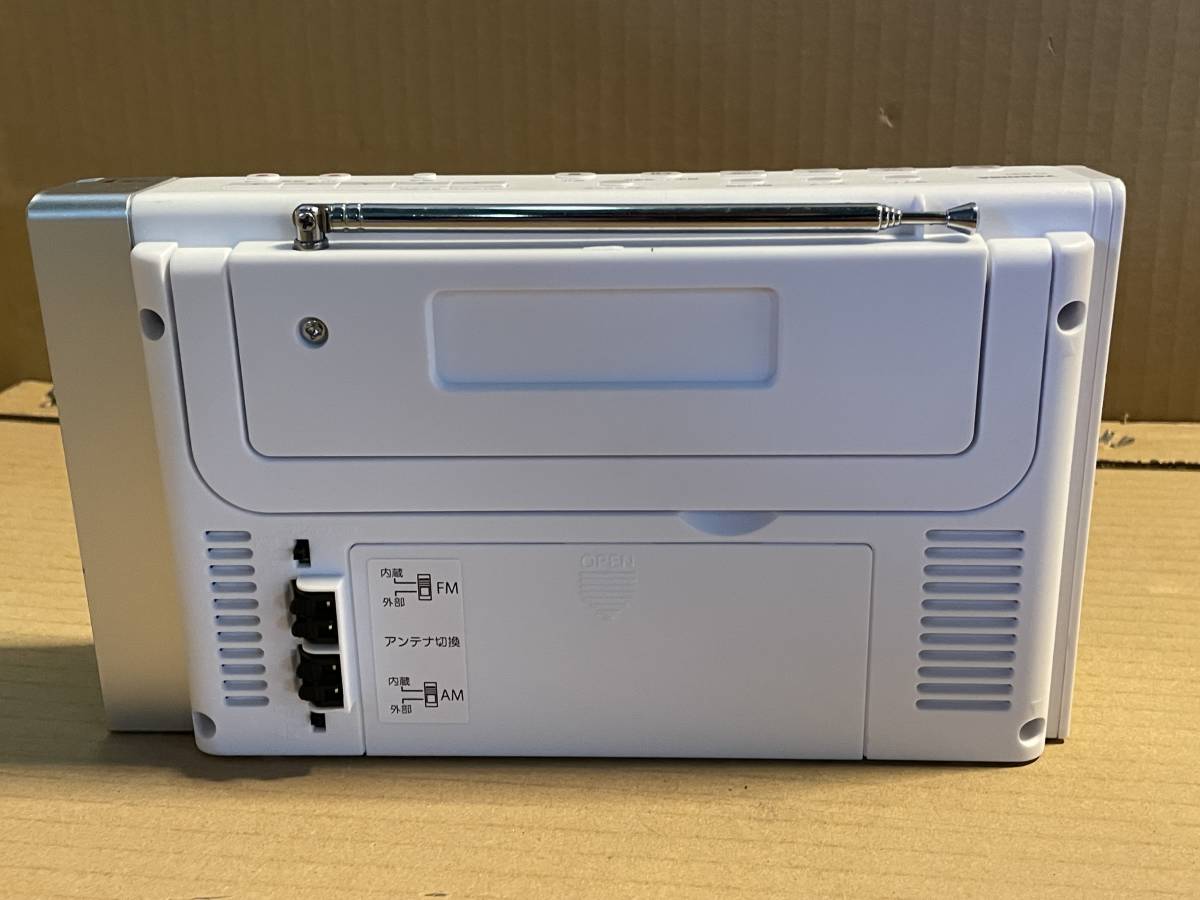 中古現状品 破損あり】東芝 TOSHIBA SD/USB対応 録音ラジオ ホワイト