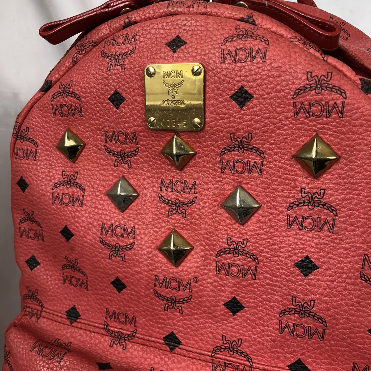 □美品□ MCM エムシーエム モノグラム ヴィセトス柄 レザー スタッズ