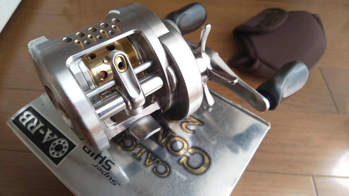 トレンド ええもんやシマノ SHIMANO ベイトリール 12 カルカッタ 401F