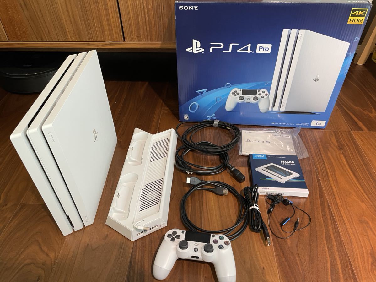 美品 PS4 Pro グレイシャー ホワイト1TB SSD換装 オマケ付き 初期化