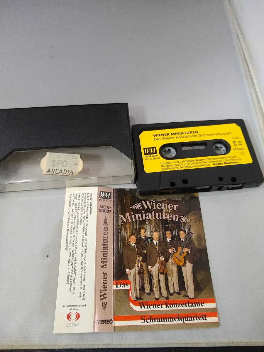 T0194 カセットテープ　【Das Wiener Konzertante Schrammelquartett Wiener Miniaturen】_画像2