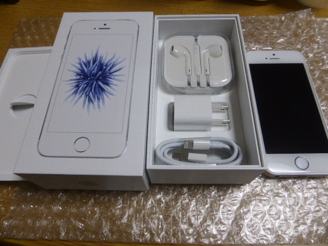 apple iPhone SE 128GB silver MP872J/A 第一世代 シルバー 国内 apple iPhone SE 128GB silver MP872J/A 第一世代 シルバー 国内