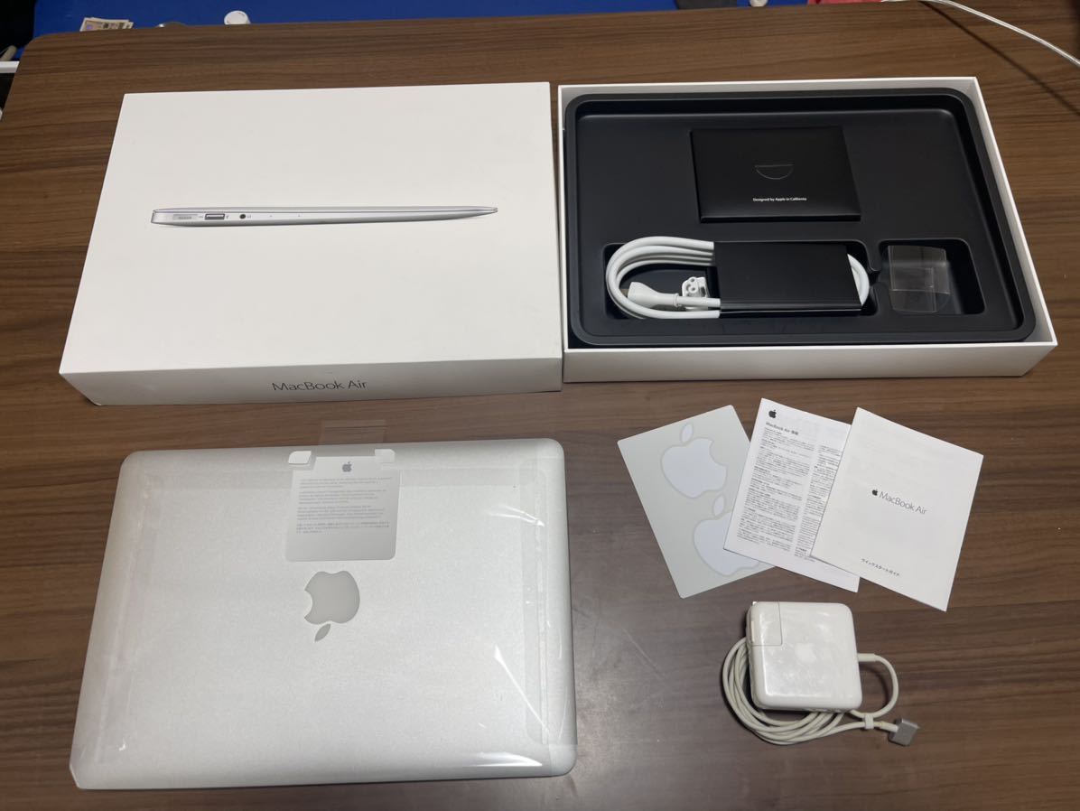 Apple☆MacBook Air☆13.3inc Core i5 1.8Ghz SSD256GB mem8GB A1466