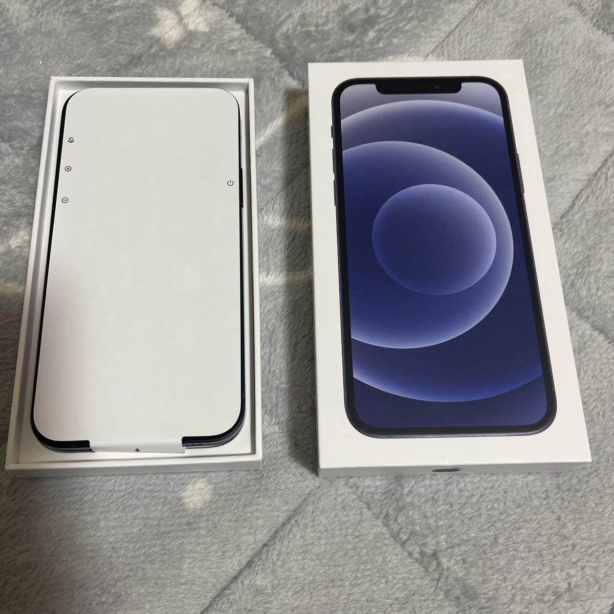 新品 Apple iPhone 12 64GB ドコモ ブラック 黒 SIMフリー