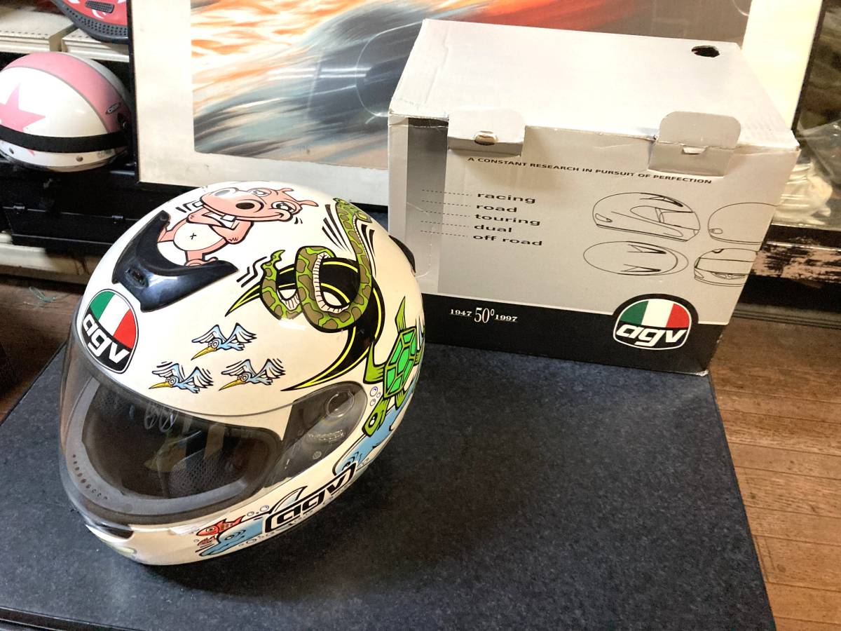 ヴァレンティーノ・ロッシ ズー フルフェイス ヘルメット