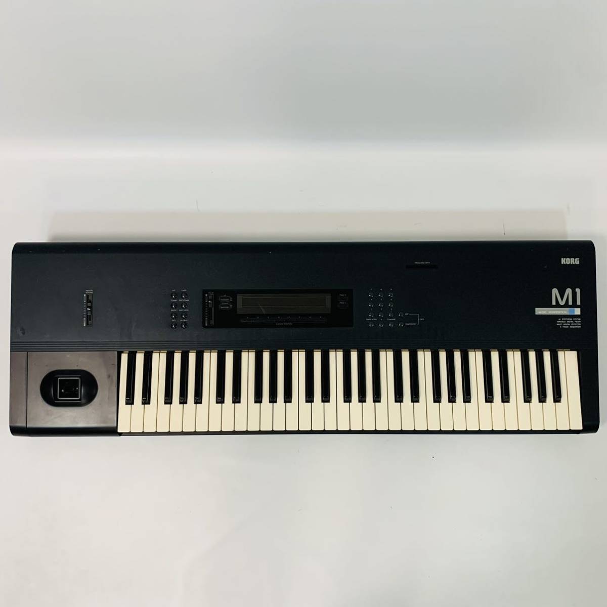 現状品】KORG コルグ Mシリーズ M1 MUSIC WORKSTATION ミュージック