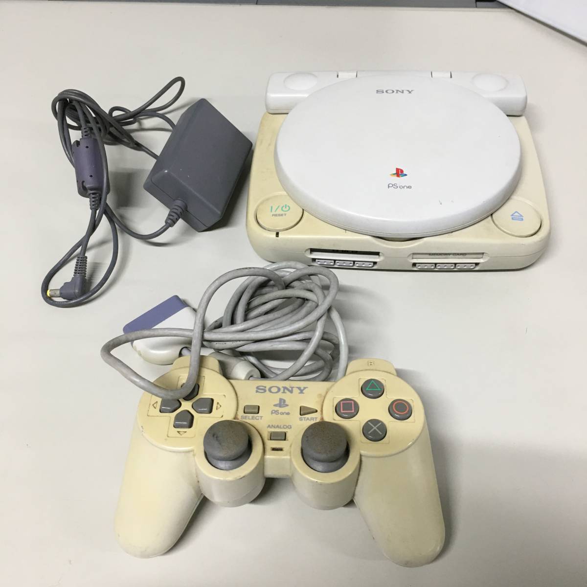 ○SONY PSone COMBO SCPH-100 液晶モニター 付き PlayStation