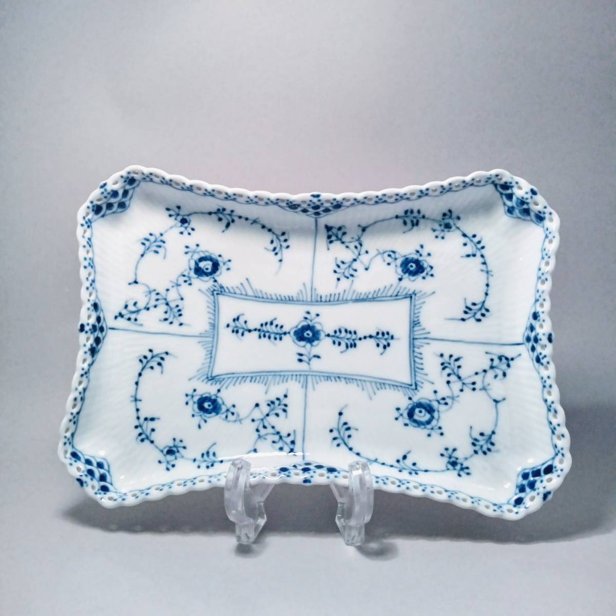 ◇ロイヤル コペンハーゲン Royal Copenhagen ブルー フルーテッド
