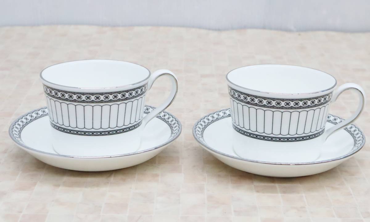 ◇ヴィンテージ廃盤 逸品|ティーカップ&ソーサー 2客 ペア|WEDGWOOD