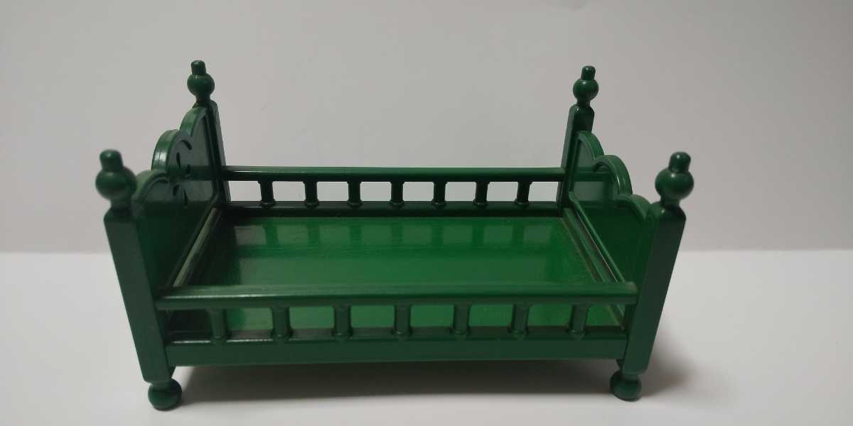 シルバニアファミリー 初期 緑の家具 ベッド ミニチュア 玩具_画像2