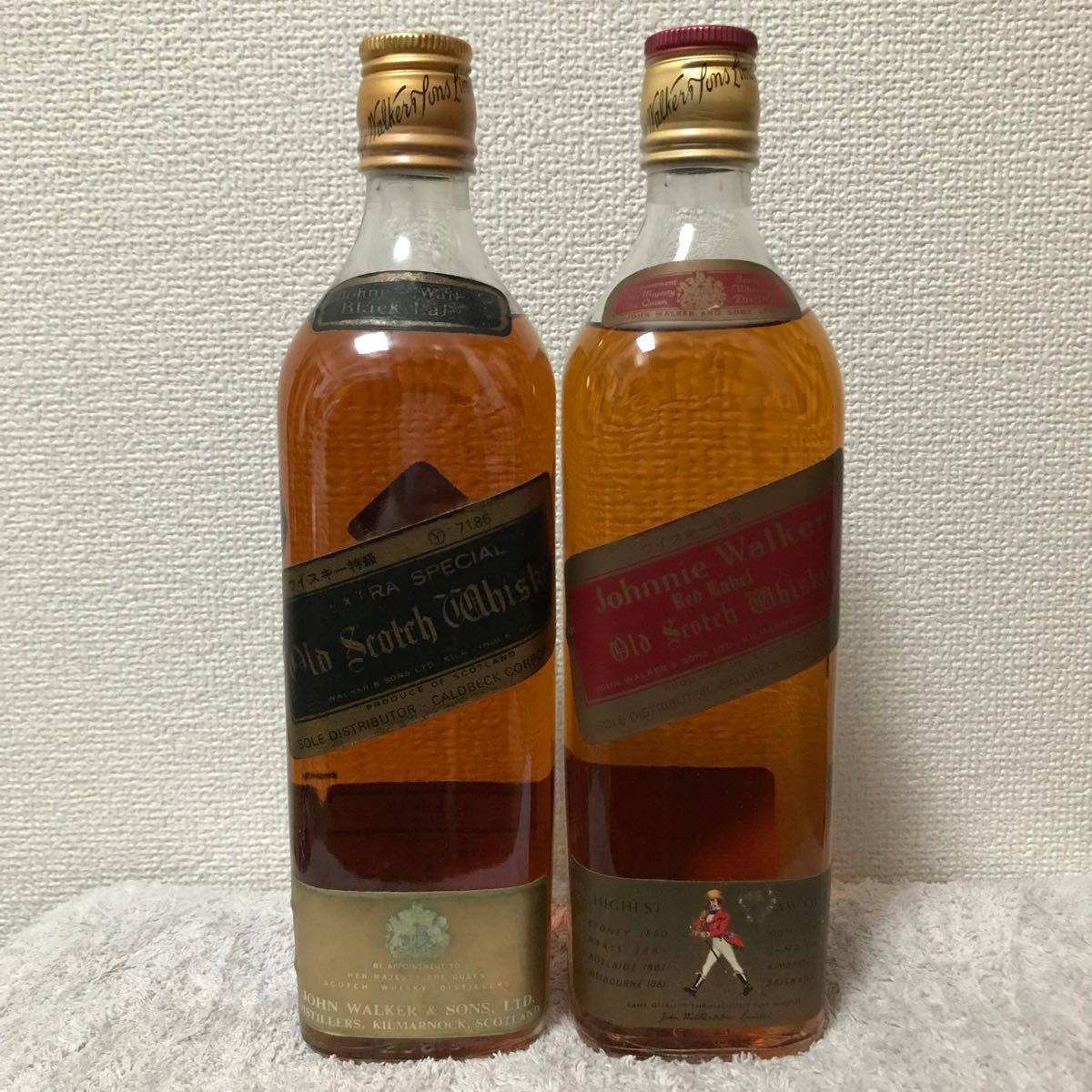 ジョニーウォーカー 白紋章 金キャップ 赤黒 2本セット | thelofttown.com