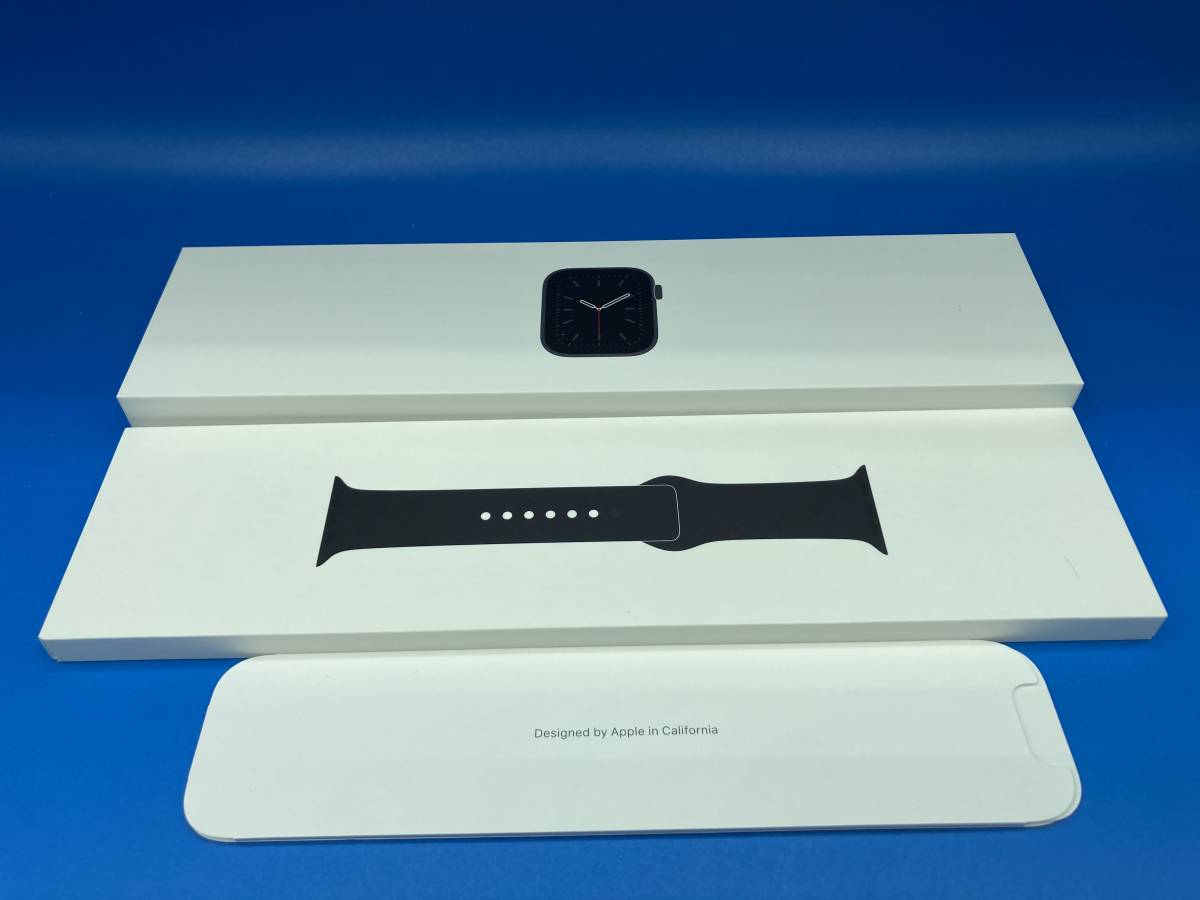 【used ほぼ未使用】Apple Watch アップルウォッチ ★SERIES6 Space Gray Aluminum Case ★Black Sport Band 40mm