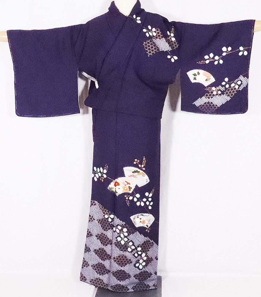 正規品販売! 花紺 正絹 袷 絞り訪問着 絞り花 美品 中古 送料無料 結婚式 卒業式 入学式 オールシーズン 着物 ki26380 Sサイズ 扇 仕立て上がり 正規品販売! 花紺 正絹 袷 絞り訪問着 絞り花 美品 中古 送料無料 結婚式 卒業式 入学式 オールシーズン 着物 ki26380 Sサイズ 扇 仕立て上がり