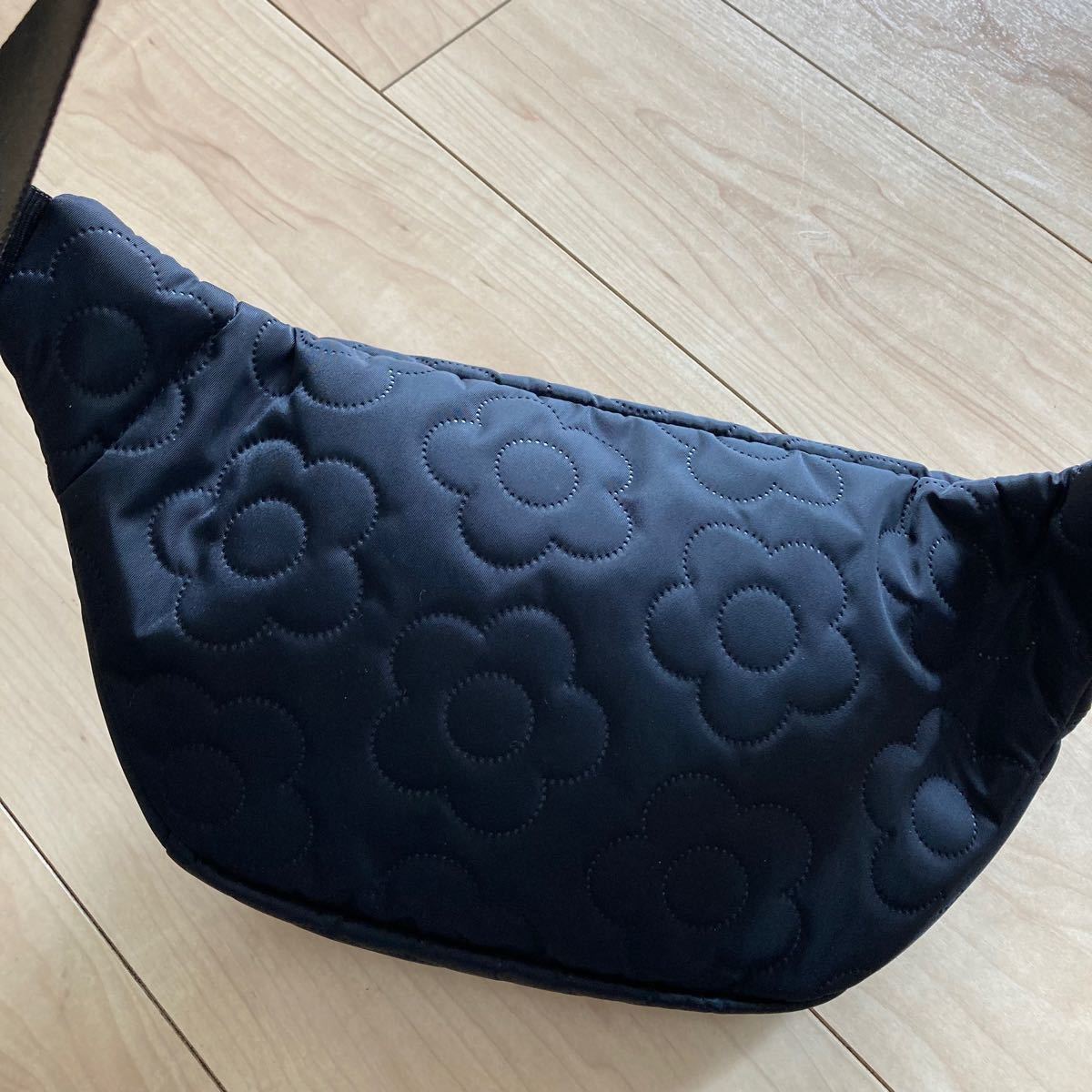 MARY QUANT マリークワント マリクワ バッグ ボディバッグ MARY QUANT マリークワント マリクワ バッグ ボディバッグ
