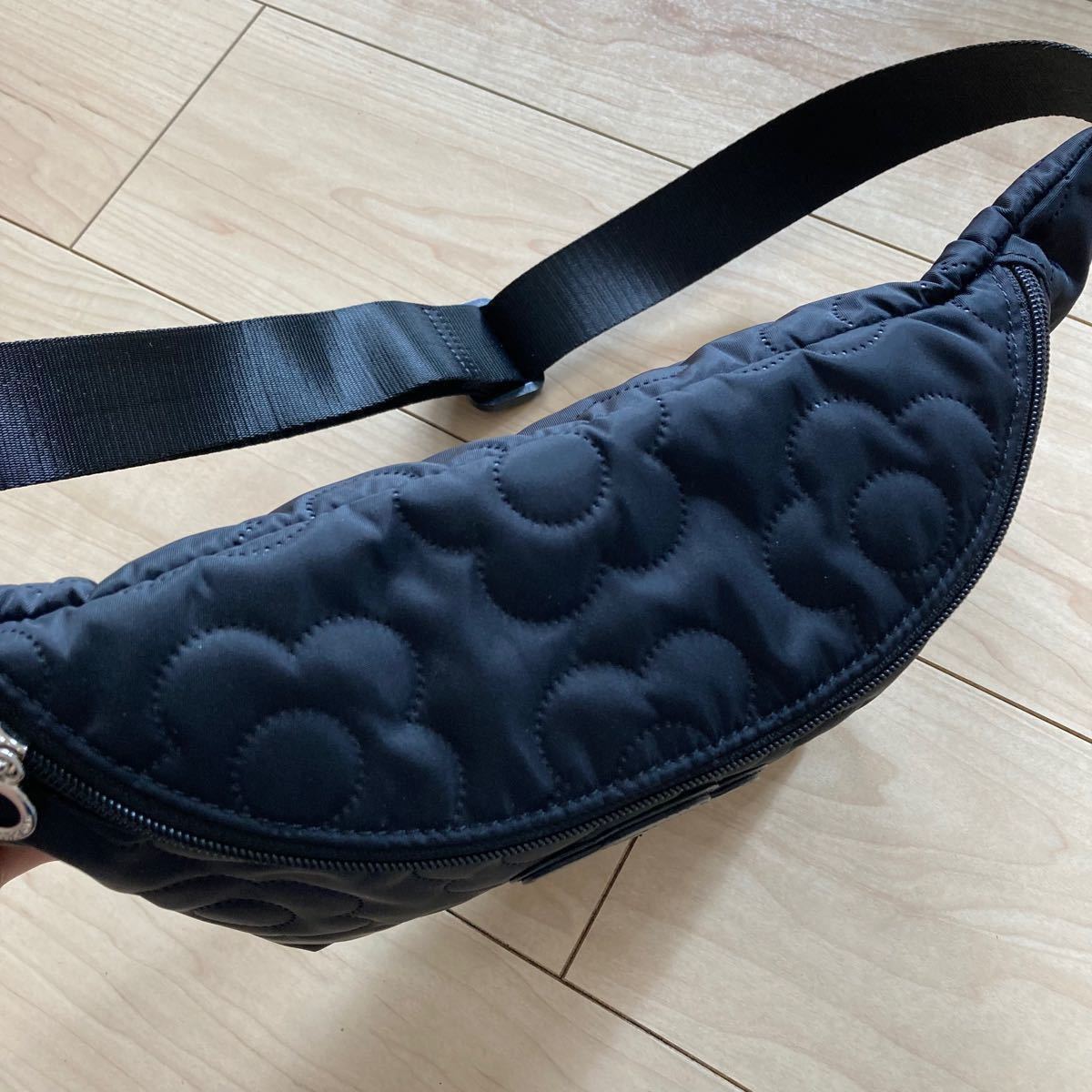 MARY QUANT マリークワント マリクワ バッグ ボディバッグ MARY QUANT マリークワント マリクワ バッグ ボディバッグ