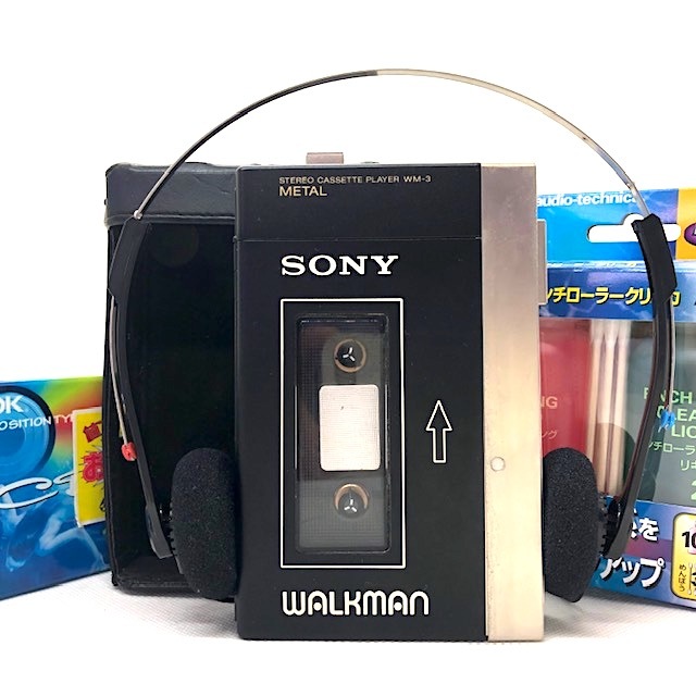 通販オンラインサイト 【激レア・入手困難】SONY WM-3 WALKMAN Deluxe ポータブルプレーヤー