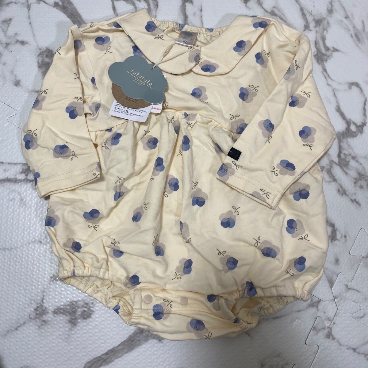返品送料無料 新品タグ付き フタフタ いちご柄 ロンパース バースデイ バースデイ♡フタフタ いちごセット 110 新品