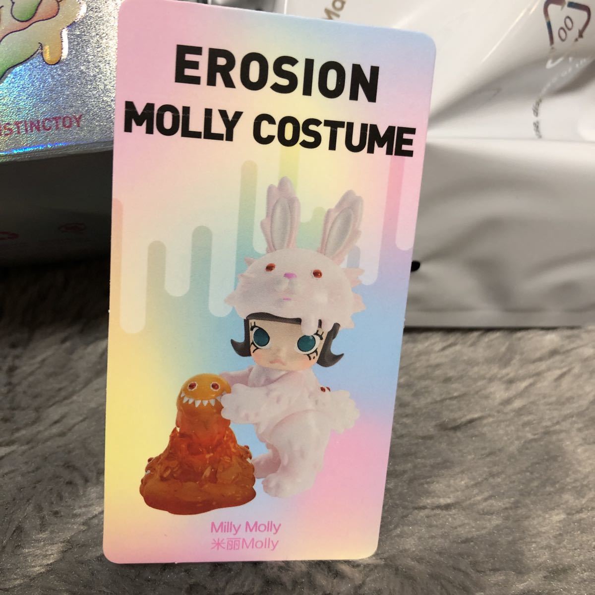 popmart erosion Molly costume 未開封_画像2