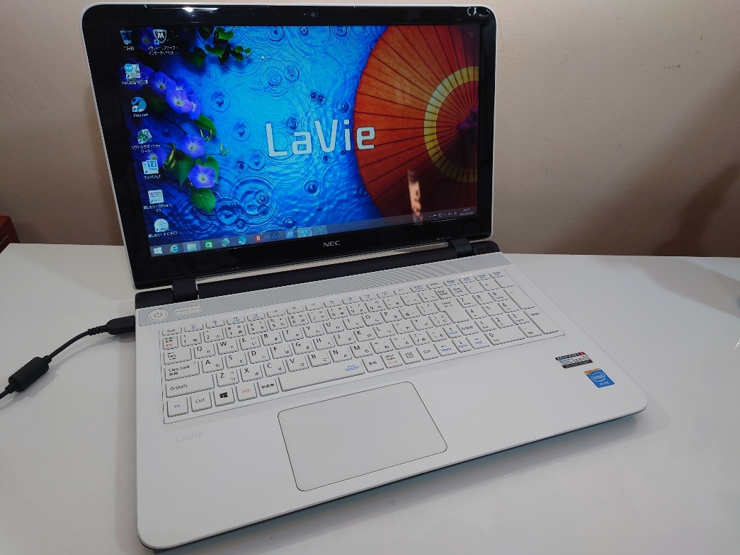 NEC LAVIE LS150 ホワイト　Windows8.1