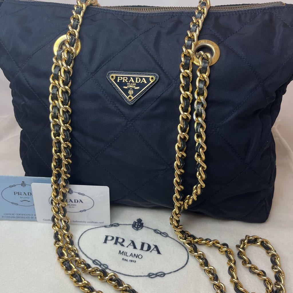 ■ 1円 ■ 極美品 PRADA プラダ ロゴ ゴールド チェーン ナイロン キルティング トートバッグ ハンドバッグ ネイビーブラック 黒 a6_画像3