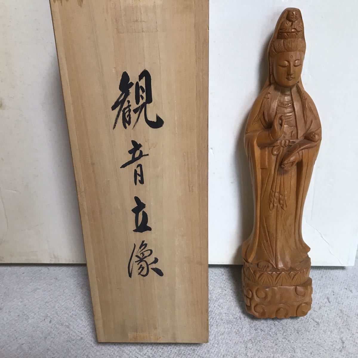 仏教美術 観音菩薩 西望作、箱入りです、2〜30年以上に、買い蓋して