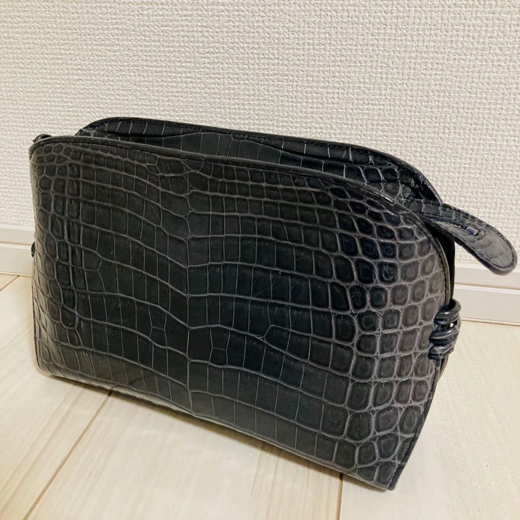 美品 クロコダイル センター取り ワニ革 クロコ 鰐革 セカンドバッグ