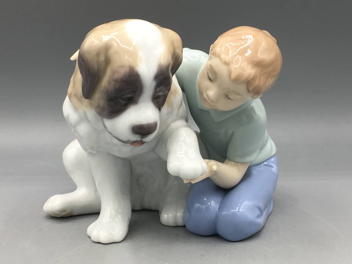 希少 リヤドロ LLADRO ナオ 陶器人形 セントバーナード 犬 男の子 フィギュリン スペイン製 陶器 置物 リアドロ レア_画像1